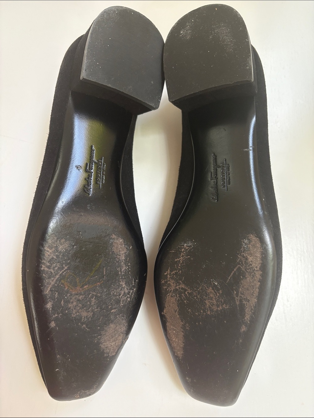 Suede Salvatore Ferragamo Black Tassel Slip-On Loafers, size 8 B - Picture 8 of 9